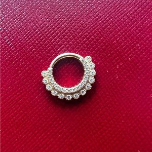 Diamond Apsara Hoop Earring
Yellow Gold - Internal Diameter8mm
16 Gauge=1.3mm